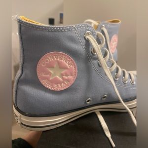 Converse NWT